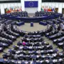 Ευρωεκλογές 2024: Ποιος είναι ο μισθός των ευρωβουλευτών – Ποια έξοδα τους καλύπτονται